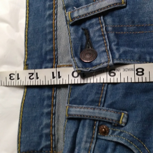 Levi's 505 Med.Wash Straight Lightly Distressed Denim - Picture 8 of 14